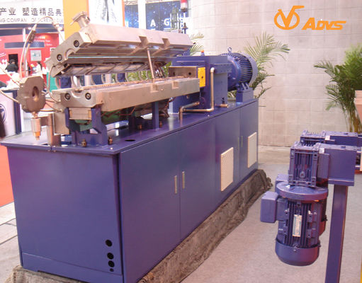 Good price اکسترودر دو پیچ آزمایشگاهی با قطر پیچ 27 میلی متر و خروجی 50 کیلوگرم در ساعت برای عملکرد بالا و گزینه های سفارشی آنلاین