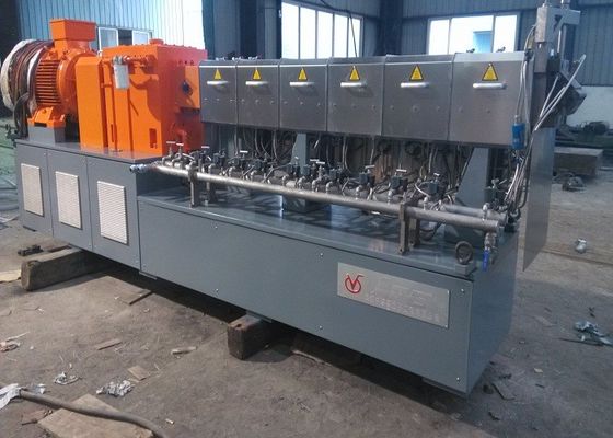Good price Bilateral Symmetry Gear Drive System Plastic Twin Screw Extruder for Feeding Powders and Short Fibers آنلاین